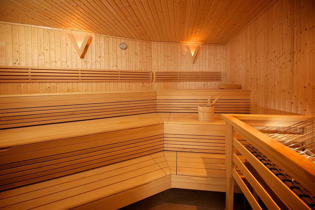 Hotel Alpina Saalbach-Hinterglemm Bagian luar foto
